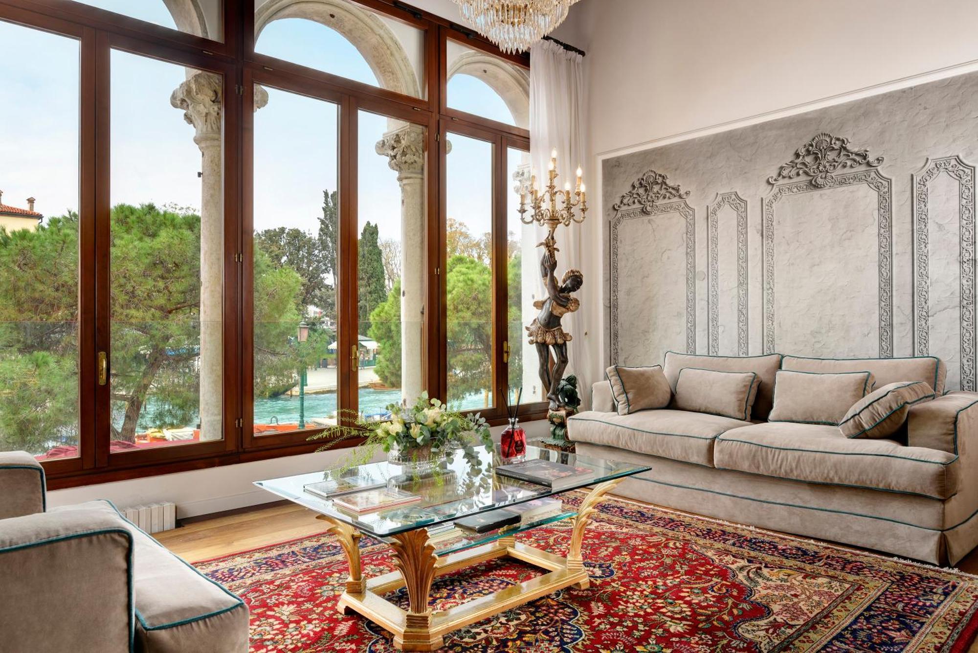 Swan Dolcevita Prestige Stay - Canal View & Exclusive Experience Venedik Dış mekan fotoğraf